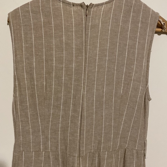 Suzy Shier Linen Jumpsuit - Picture 8 of 10